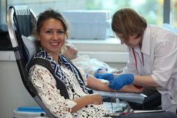 В течение июня к донорской инициативе присоединятся коллективы остальных дочерних компаний и их филиалов. Планируется, что за этот период стать донорами крови смогут порядка 400 сотрудников предприятий Холдинга